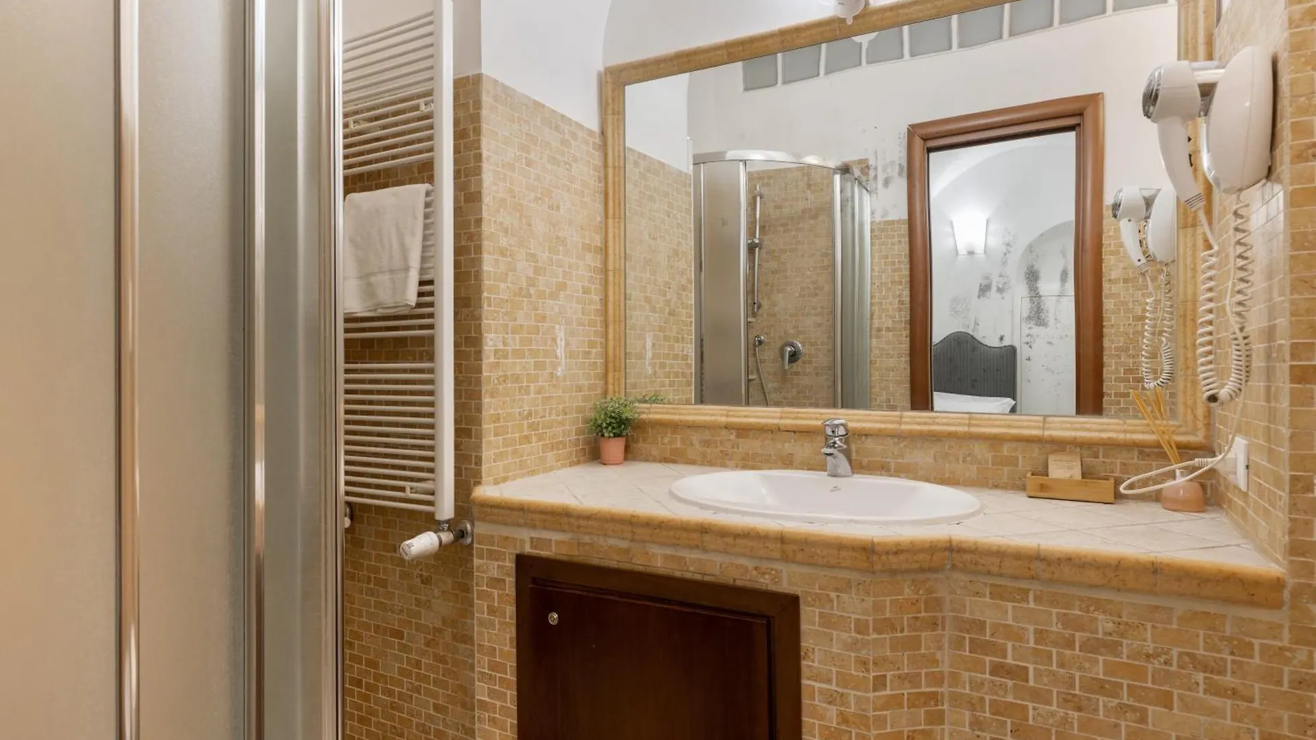 Bed & Breakfast Domus Suite 14 Rome Italy