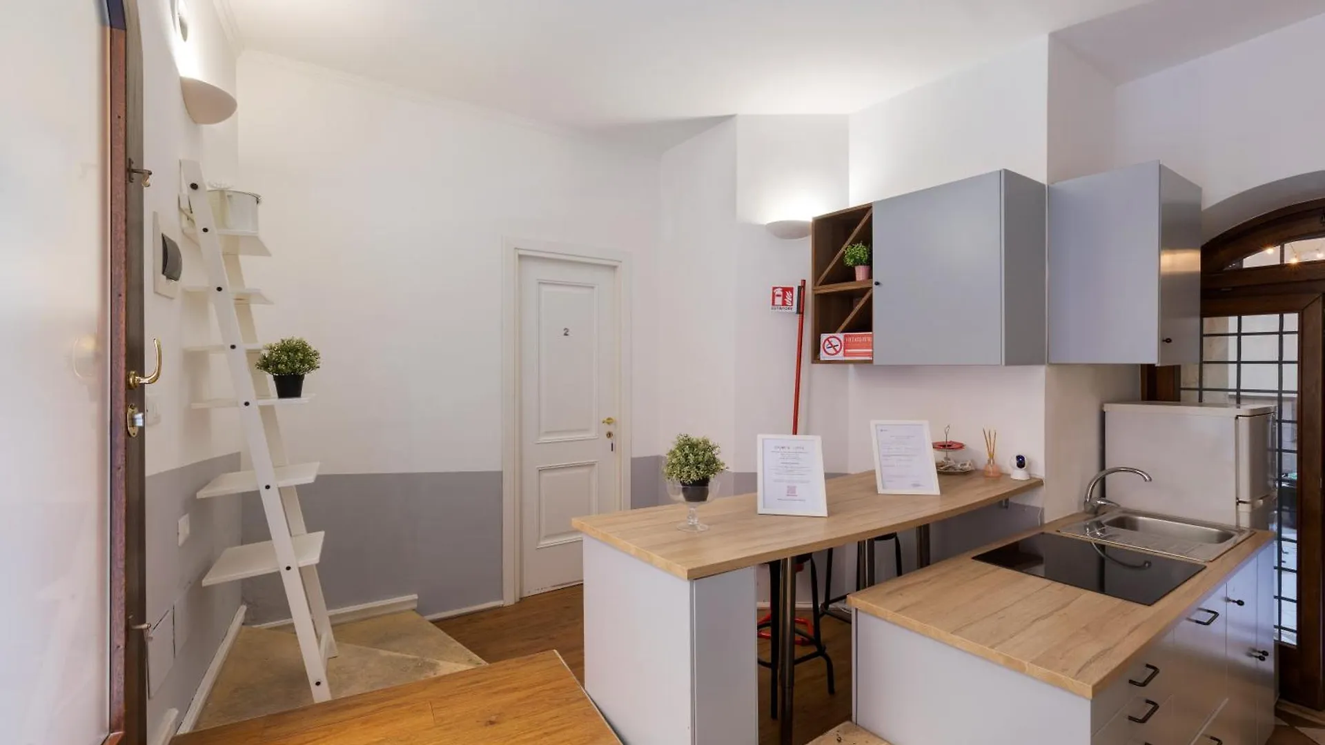 Domus Suite 14 Roma Bed & Breakfast