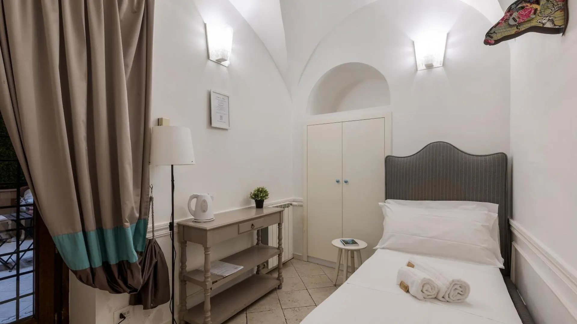 Bed & Breakfast Domus Suite 14 Rom
